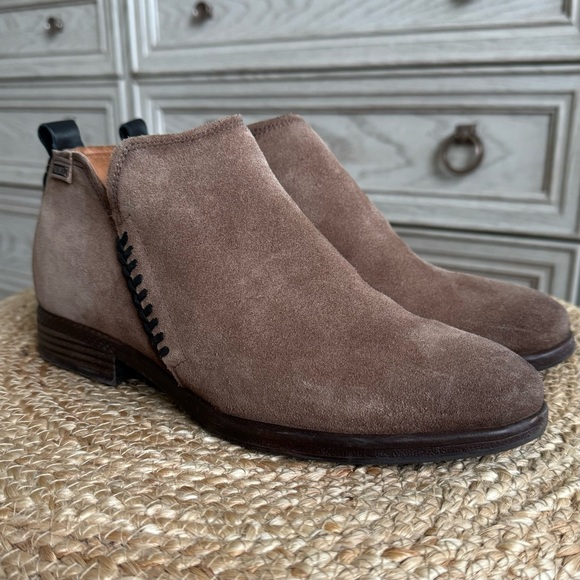 Pikolinos Women’s Ordino Suede Ankle Boot - Picture 1 of 13